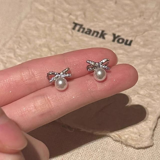 Bow Stud Earring Faux Pearl FashionChic