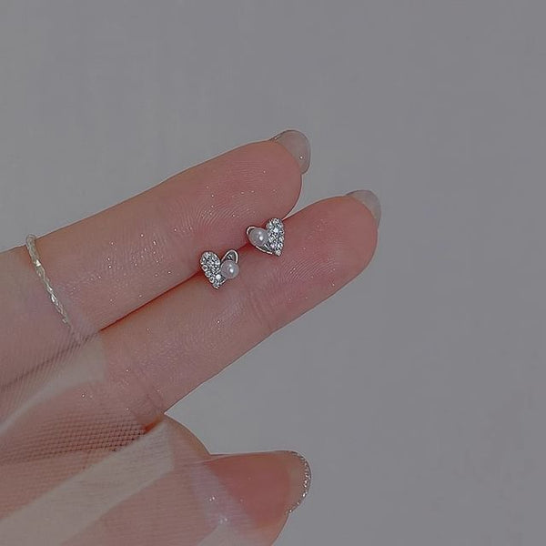 Ear Rhinestone Heart Stud FashionChic
