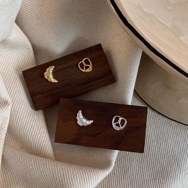 Ear Metallic Stud Pastry FashionChic