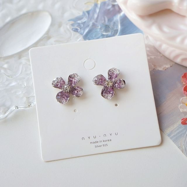 On Clip Rhinestone / Earring Flower Stud FashionChic