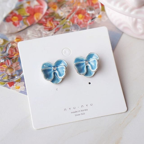 Clip Stud Enamel Earring On Orchid / FashionChic