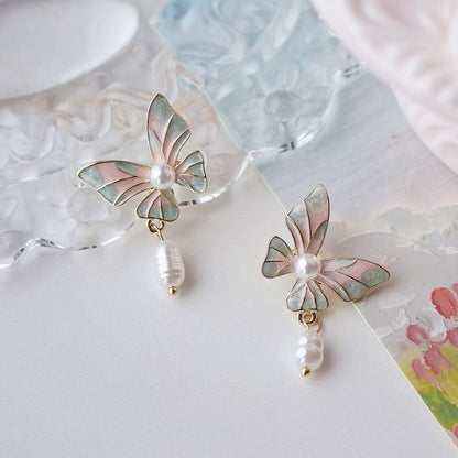 Clip On Earring / Faux Enamel Pearl Drop Butterfly FashionChic