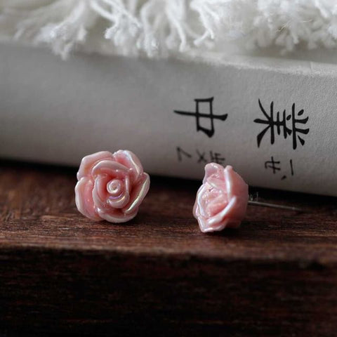 Earring Stud Floral FashionChic