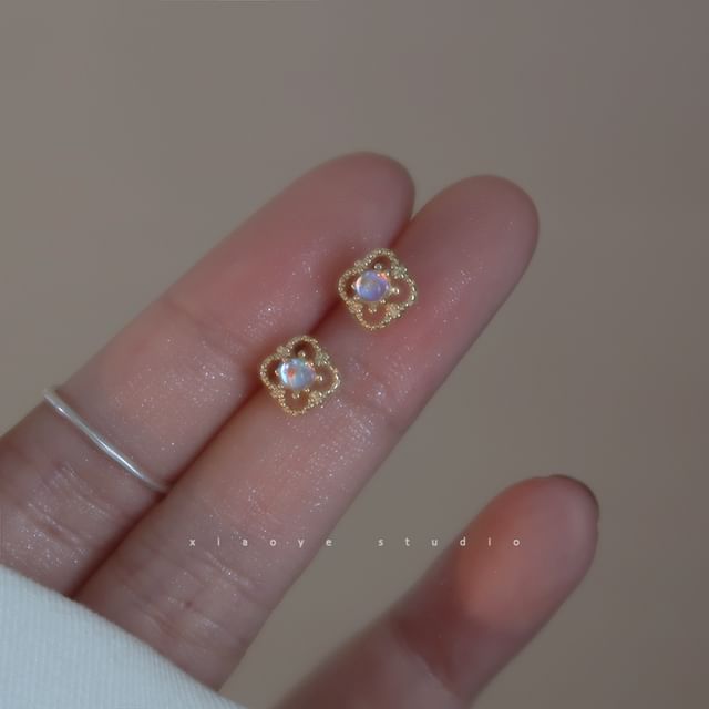 Clover Sterling S925 Silver Earring Rhinestone Stud FashionChic