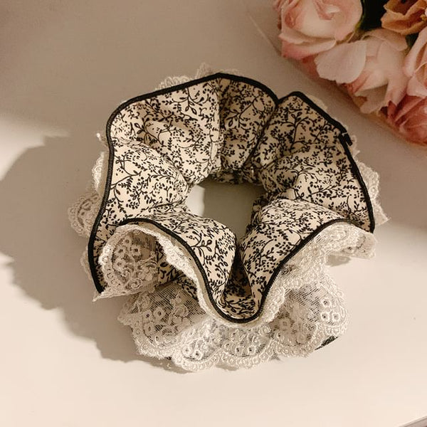 Scrunchie Trim Lace Floral Print FashionChic