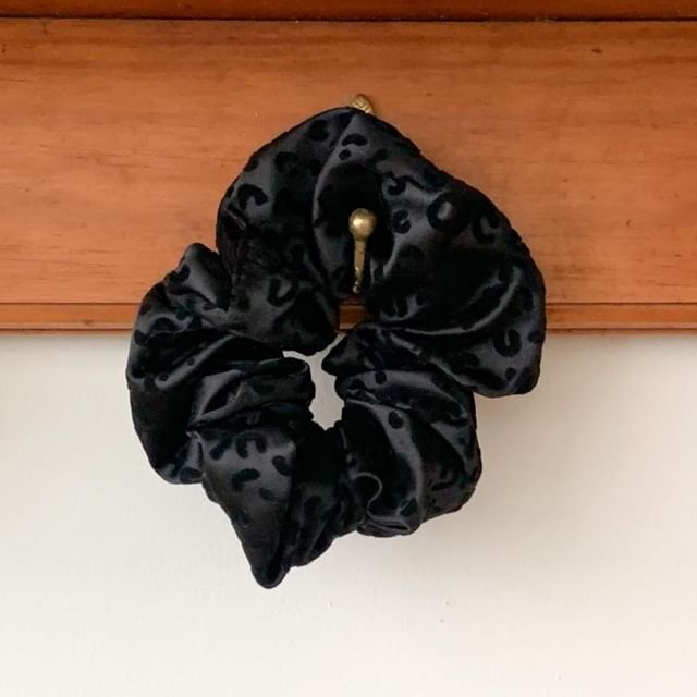 Print Hair Scrunchie Leopard FashionChic