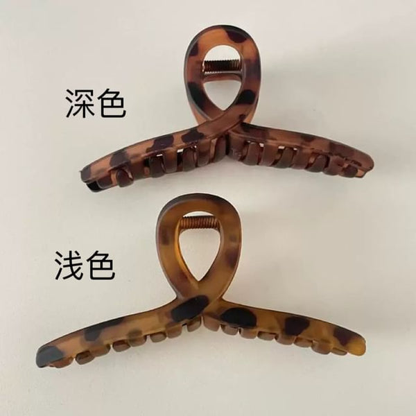 Hair Claw Amber FashionChic