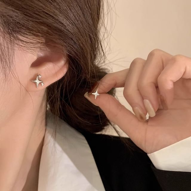 Alloy Stud Asymmetrical Earring Star FashionChic