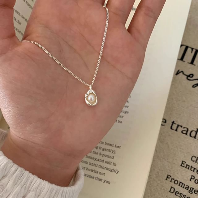 Pearl Faux Necklace Pendant Alloy FashionChic