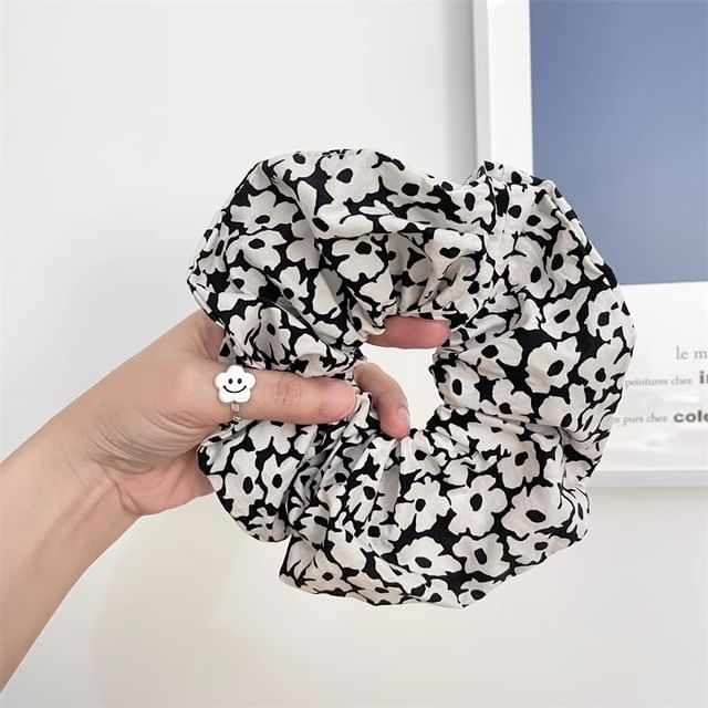 Floral Print Scrunchie FashionChic