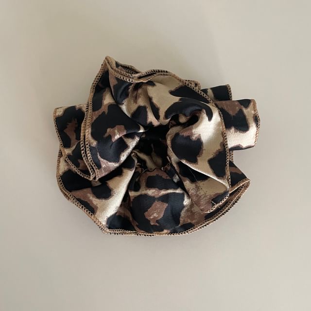 Print Leopard Scrunchie FashionChic
