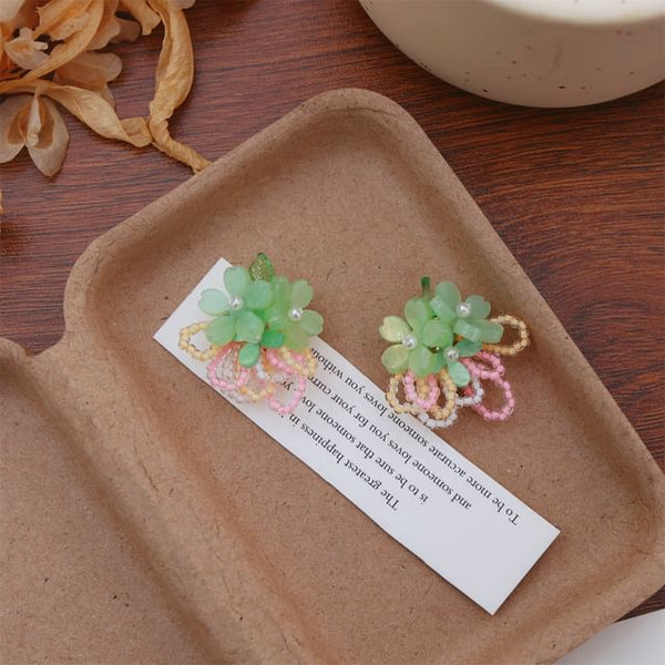 Flower Clip-On Earring Faux Beaded Stud / Pearl Ear FashionChic