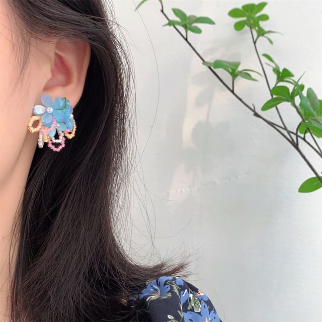 Flower Clip-On Earring Faux Beaded Stud / Pearl Ear FashionChic