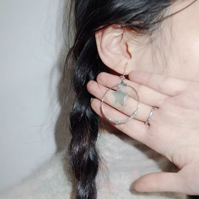 Star-Shaped Earring Dangle FashionChic