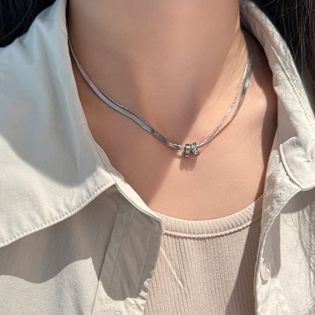 Necklace Chain Snake Circle Pendant FashionChic