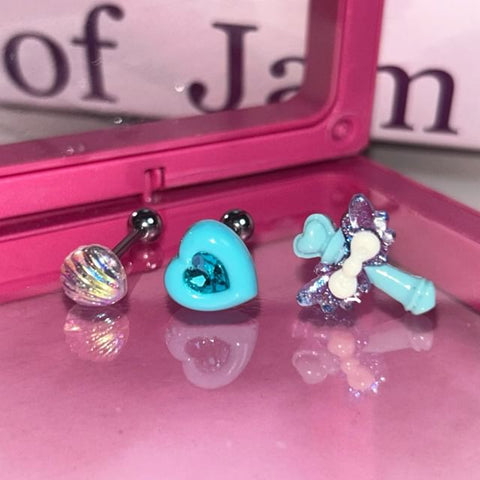 / Heart Wand Set 3: Earring Rhinestone Alloy Shell Stud of FashionChic