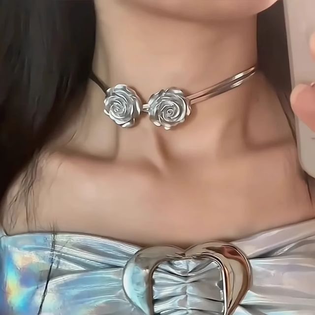 Leather Choker Rose Metallic Faux FashionChic