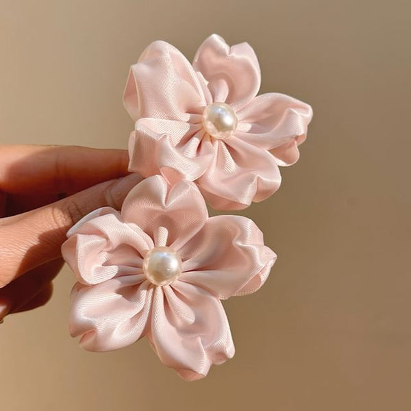Pearl Set Hair Faux Clip / Flower FashionChic
