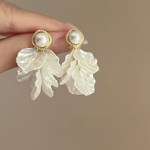 Statement Pearl Faux Alloy Earring Petal FashionChic
