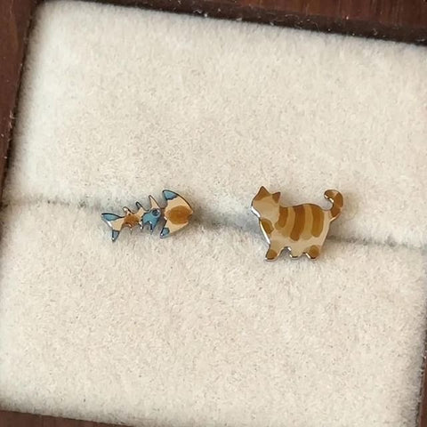 Fish Asymmetrical Alloy Earring Cat Stud FashionChic
