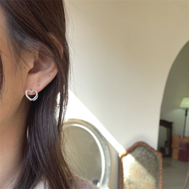 Ear Stud Sterling Leverback Heart Silver FashionChic