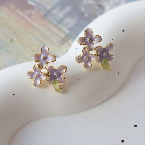 Clip Stud Earring Floral On / FashionChic