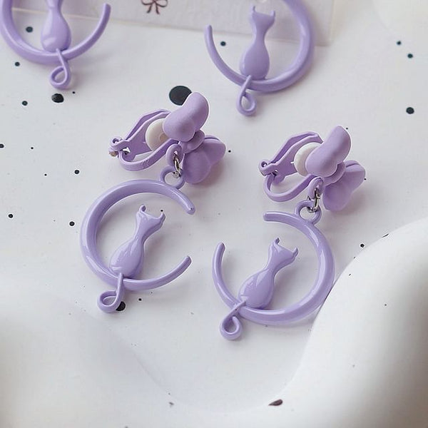 Earring Moon Clip On Cat Dangle / FashionChic