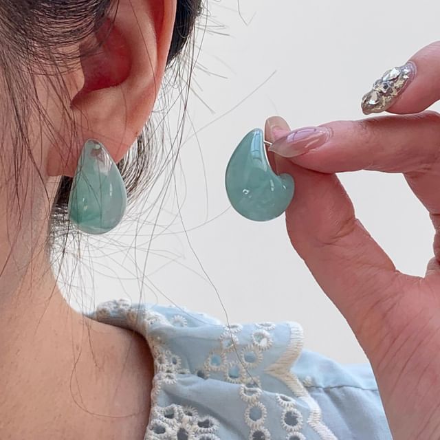 Leverback Water Glazed Drop Earring FashionChic