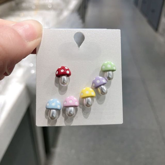 Ear 6: Stud Mushroom Set of FashionChic