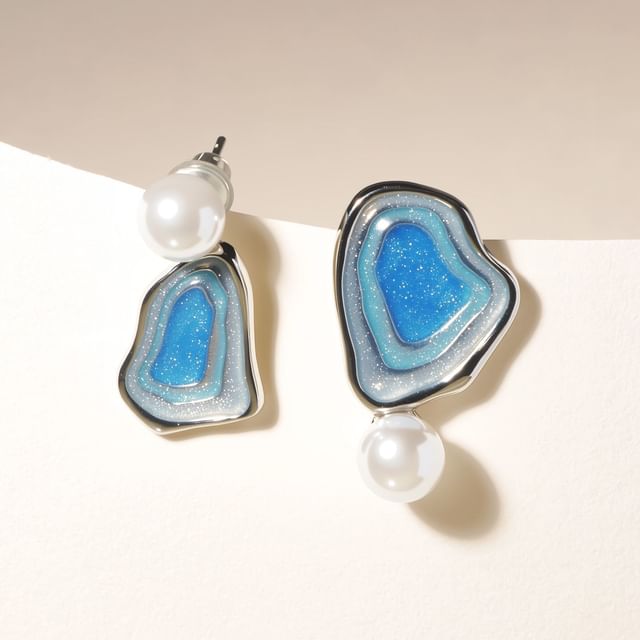 Asymmetrical Faux Drop Pearl Glitter Earring FashionChic