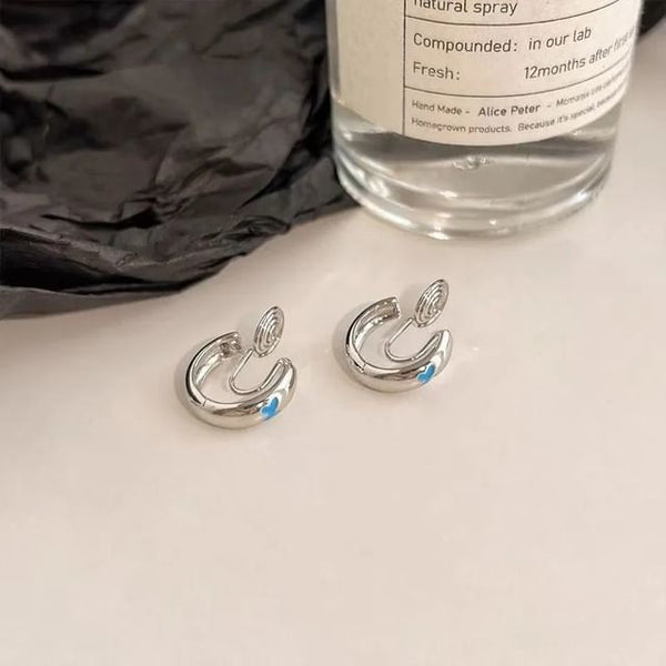 Clip-On Hoop Butterfly Earring / FashionChic