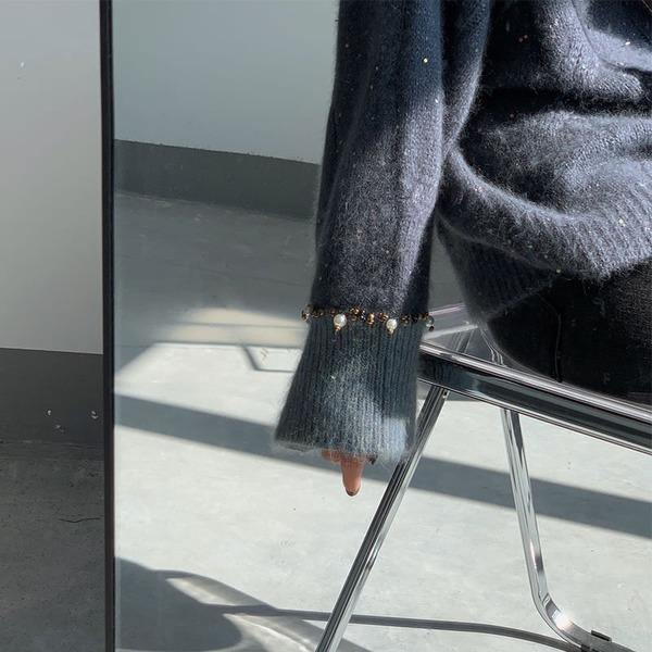 Chic Grey O-neck Sequins Long Sleeve with Beaded Knit Sweater TW022 ABC