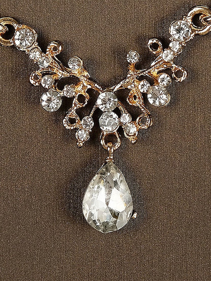 Crown Tiara and Necklace – Sparkling Diamond Set Gold-Plated FashionChic