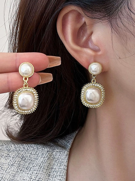 Elegant Gold-Plated Rhinestone Detailing Pearl Earrings with – FashionChic