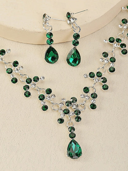 Crown Tiara and Necklace – Sparkling Diamond Set Gold-Plated FashionChic