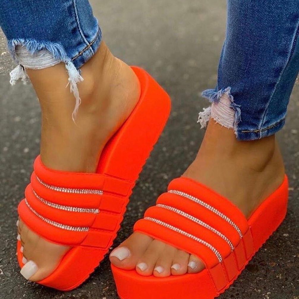 Casual Thick Platforms Slippers Beach Sandals F693 - Furdela Wholesale