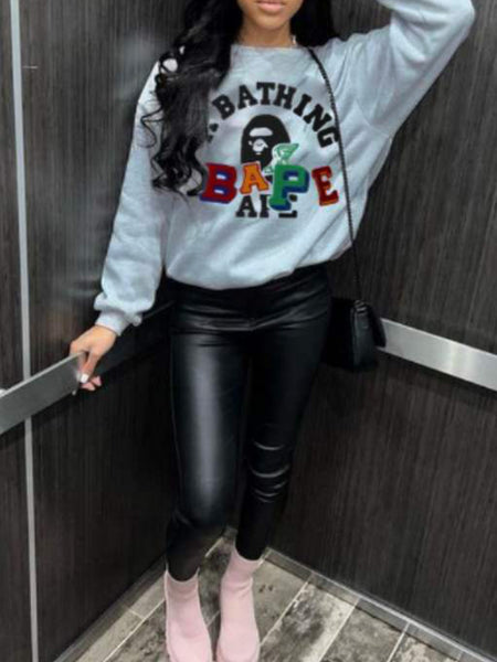 Figure Letter Print Sweatshirt AR3072