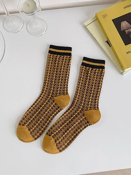 5 Pairs Women Vintage Flower Jacquard Socks Ada Fashion