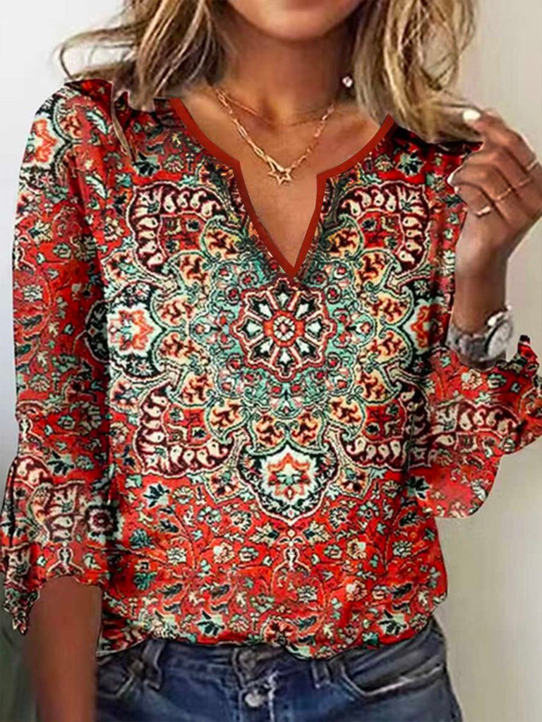 Women Ethnic Pattern Loose V Neck T-Shirt AT10012