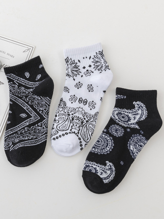 Ethnic Paisley Cashew Flower Pattern Cotton Socks Vintage Everyday Accessories VT77