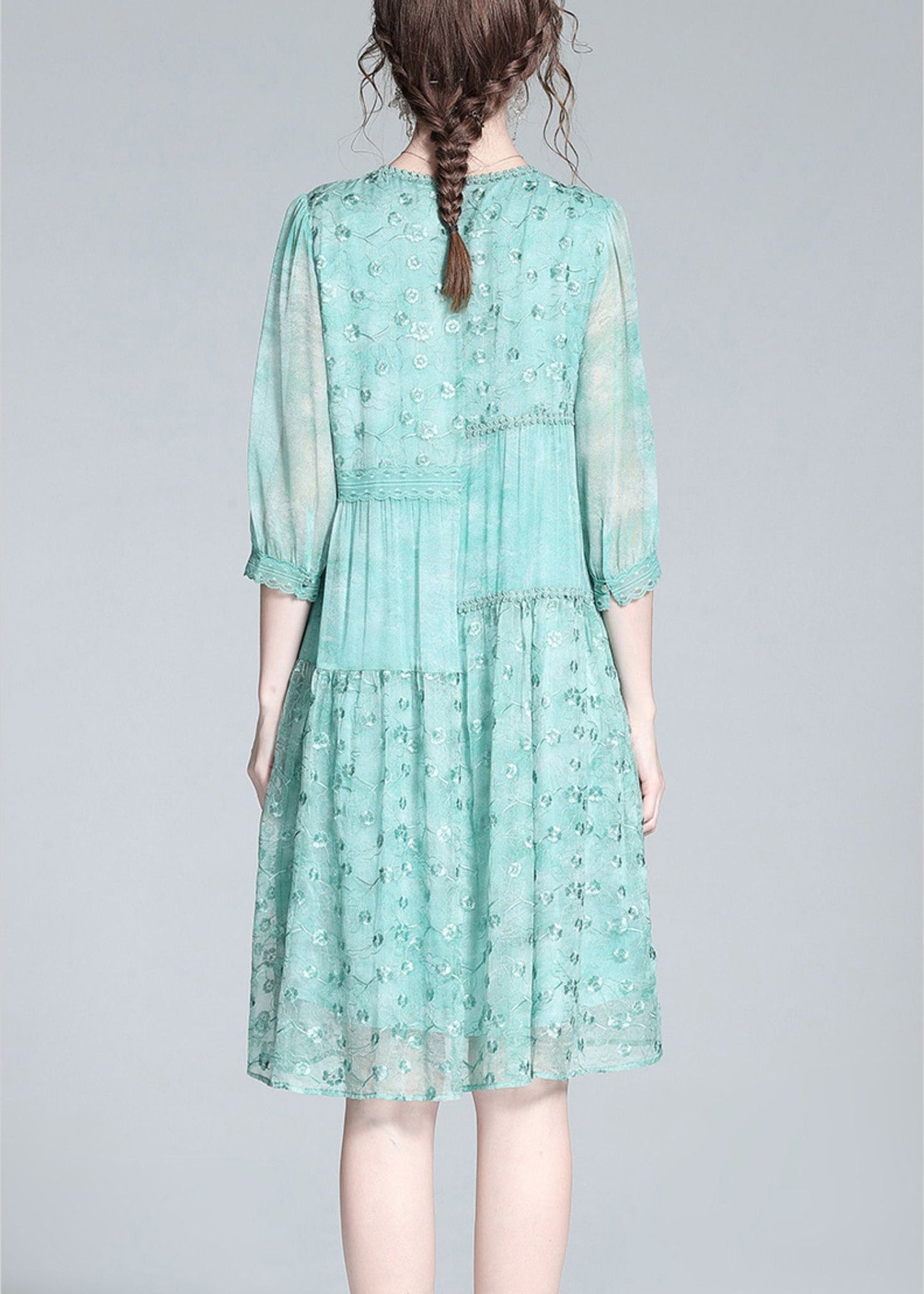 Beautiful Light Green O-Neck Embroideried Button Long Dresses Summer LT1035