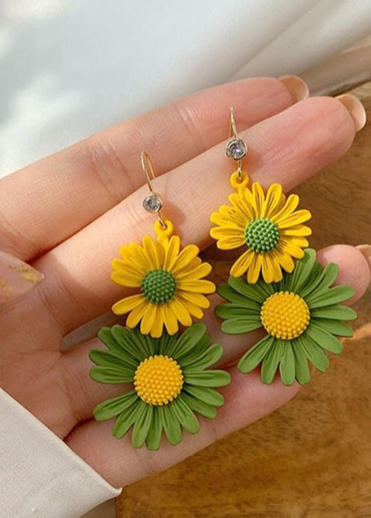 Beautiful Yellow Green Daisy Metal Drop Earrings HE1009