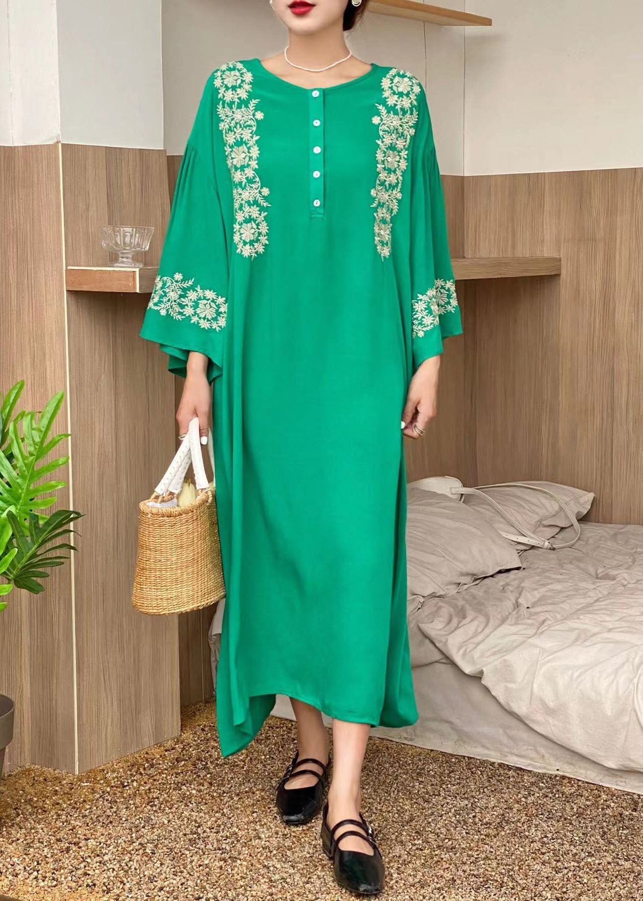 Bohemian Green O-Neck Embroideried Cotton Dress Flare Sleeve LY1349