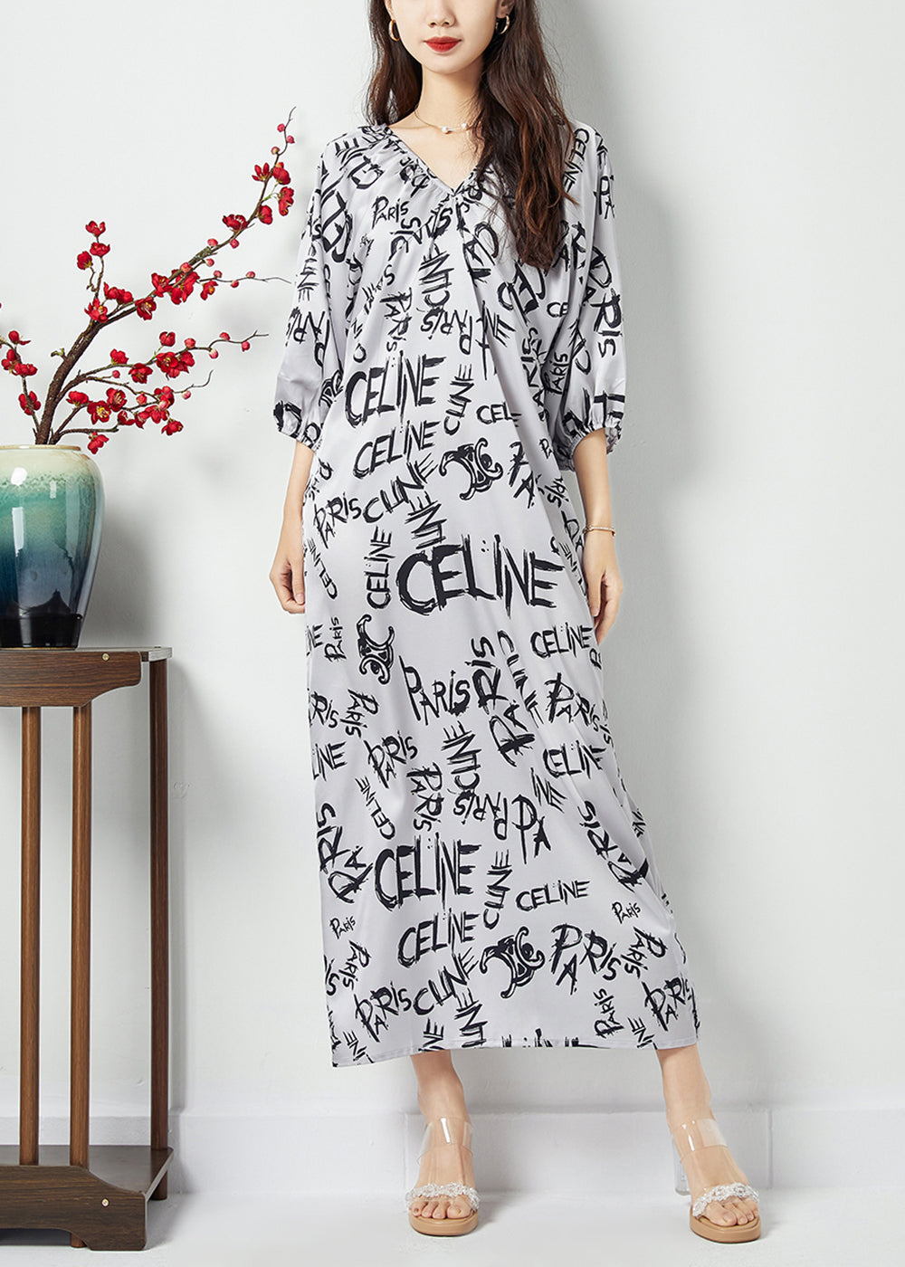 Bohemian White V Neck Letter Print Wrinkled Chiffon Long Dress Batwing Sleeve LY1124