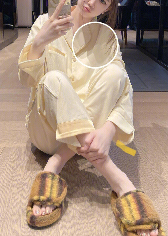 Brief Light Yellow Peter Pan Collar Patchwork Button Solid Ice Silk Pajamas Two Pieces Set Long Sleeve LY1878