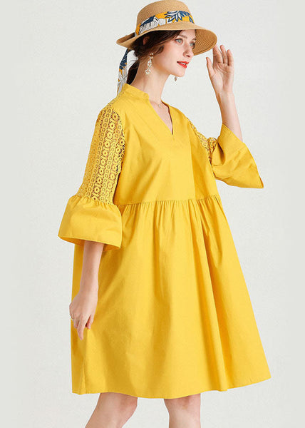 Robe d'été jaune à col en V ajouré en dentelle patchwork et coton (LY0015)