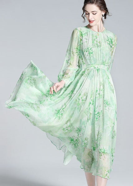 Robe d'été en soie patchwork froissée vert français à col rond TI1028