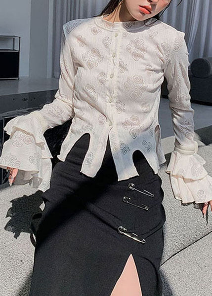 Top asymétrique en coton blanc imprimé, manches évasées, référence LY0760