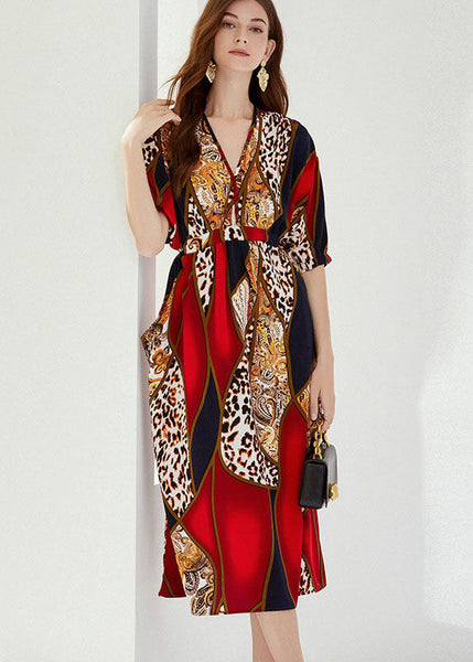 Robe d'été en coton imprimé rouge naturel à col en V et poches froissées LY0020