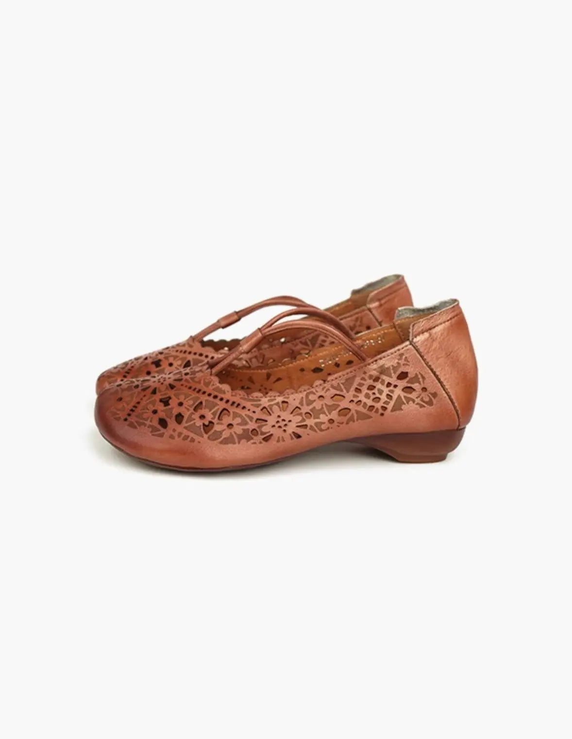 Real Leather Hand-carved Hollow Retro Flat Shoes Ada Fashion